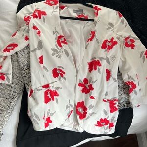 Chelsea 28 White Floral Blazer